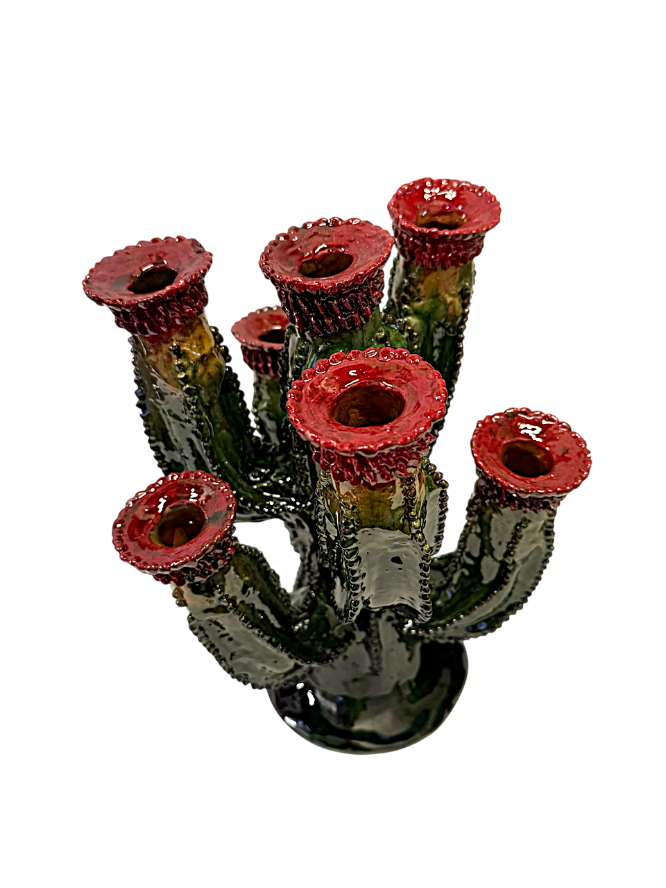 Candelabro artesanal en forma de cactus con orificios para velas, elaborado en barro vidriado verde tradicional de San José de Gracia, Michoacán