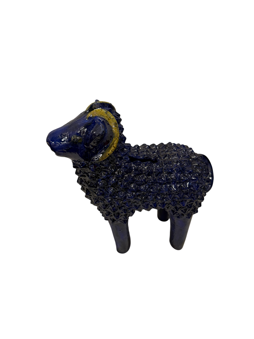 borrego azul con cuernos amarillos, pieza de decoración mexicana, con arte popular, artesanías de Michoacán de barro vidriado.