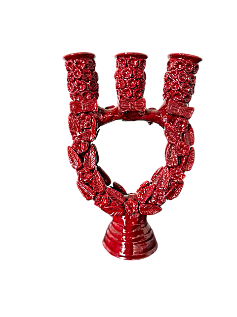 Candelabro de barro artesanal color rojo de barro vidriado de San José de Gracia, disfruta la artesanía Michoacana, compra artesanías en Mansion Iturbe Artisans Collection