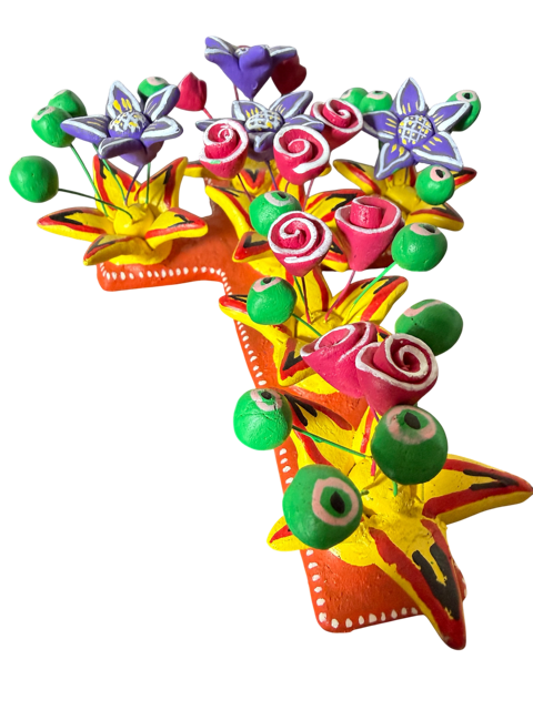 Cruz de Barro para Pared con Flores (22 cm) – Arte de Ocumicho hecho a mano para Mansion Iturbe Artisans Collection