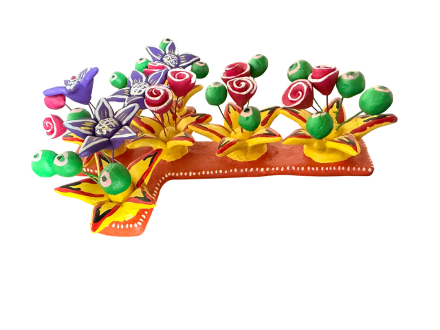 Cruz de Barro para Pared con Flores (22 cm) – Arte de Ocumicho hecho a mano para Mansion Iturbe Artisans Collection