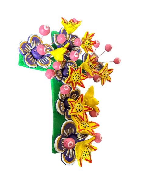Cruz de Barro para Pared con Flores (22 cm) – Arte de Ocumicho hecho a mano para Mansion Iturbe Artisans Collection