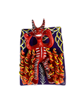 auténtico cuadro de barro de Ocumicho, Michoacán, creado por la artesana Domitila. La obra muestra a un diablo rojo en relieve, típico del arte popular mexicano. Parte de la colección "Mansión Iturbe Artisans Collection". comprar artesanía michoacana
