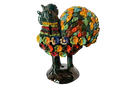 Gallo de barro vidriado verde oscuro con flores de colores de perfil, artesanía de San José de Gracia en Tienda Mansión Iturbe Artisans Collection