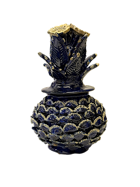 Piña de "Conchita" Azul y Marfil | Mansion Iturbe Artisans Collection