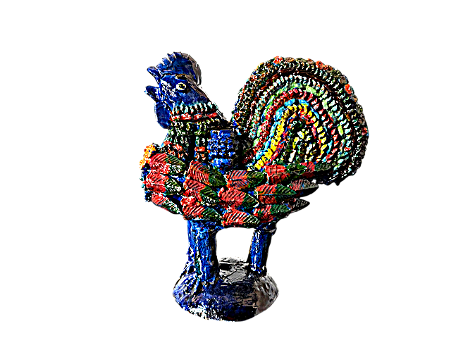 Vista de perfil de candelabro artesanal de barro vidriado azul. Opción de lujo para regalos de boda originales y obsequios corporativos sustentables.